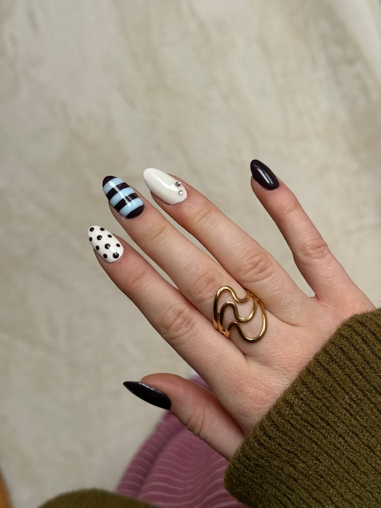 Wavy Ring